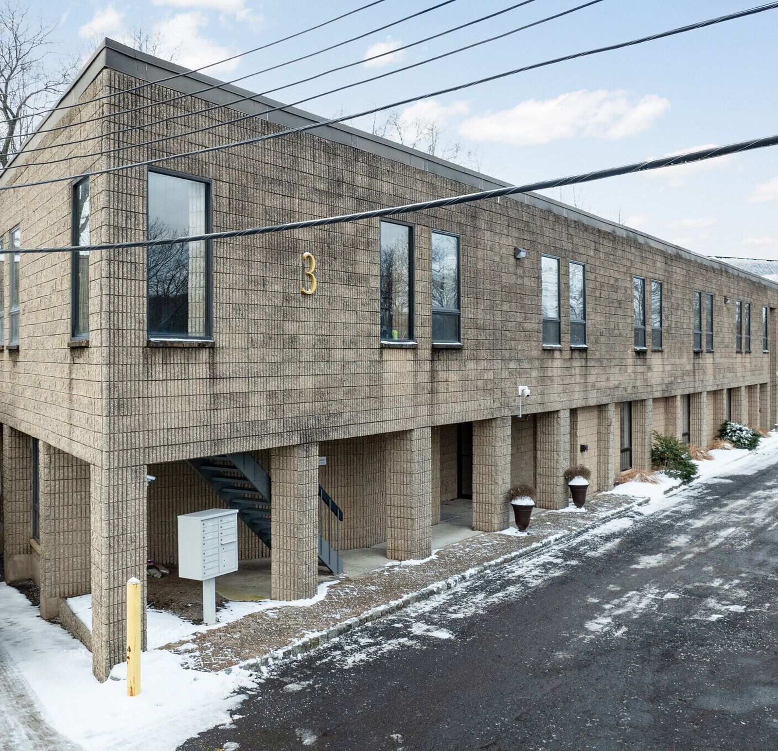 Lunar Trade LLC — Franklin Lakes, New Jersey